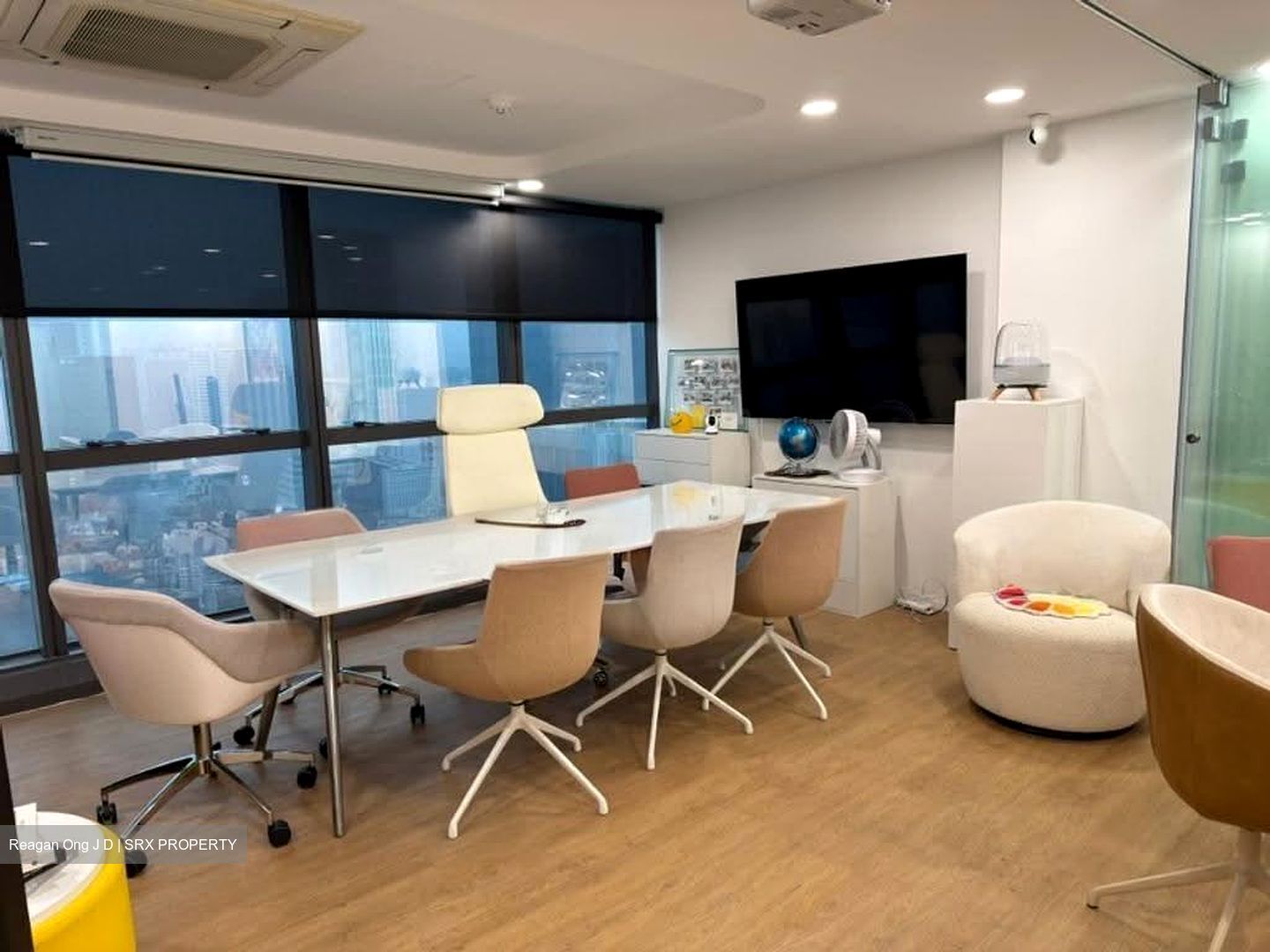 High Street Centre (D6), Office #630560551
